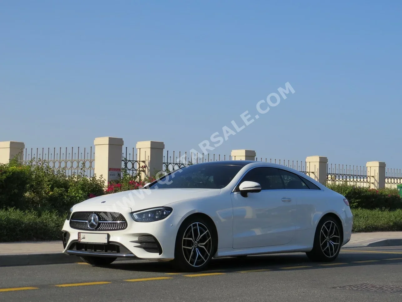 Mercedes-Benz  E-Class  300 AMG  2021  Automatic  31,000 Km  4 Cylinder  Rear Wheel Drive (RWD)  Sedan  White