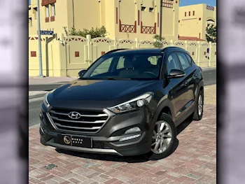 Hyundai  Tucson  Limited  2016  Automatic  46,900 Km  4 Cylinder  Four Wheel Drive (4WD)  SUV  Gray