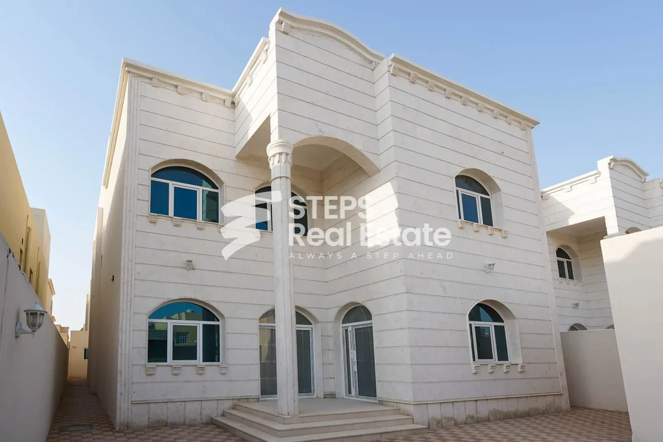 Family Residential  - Not Furnished  - Al Khor  - Al Khor  - 7 Bedrooms