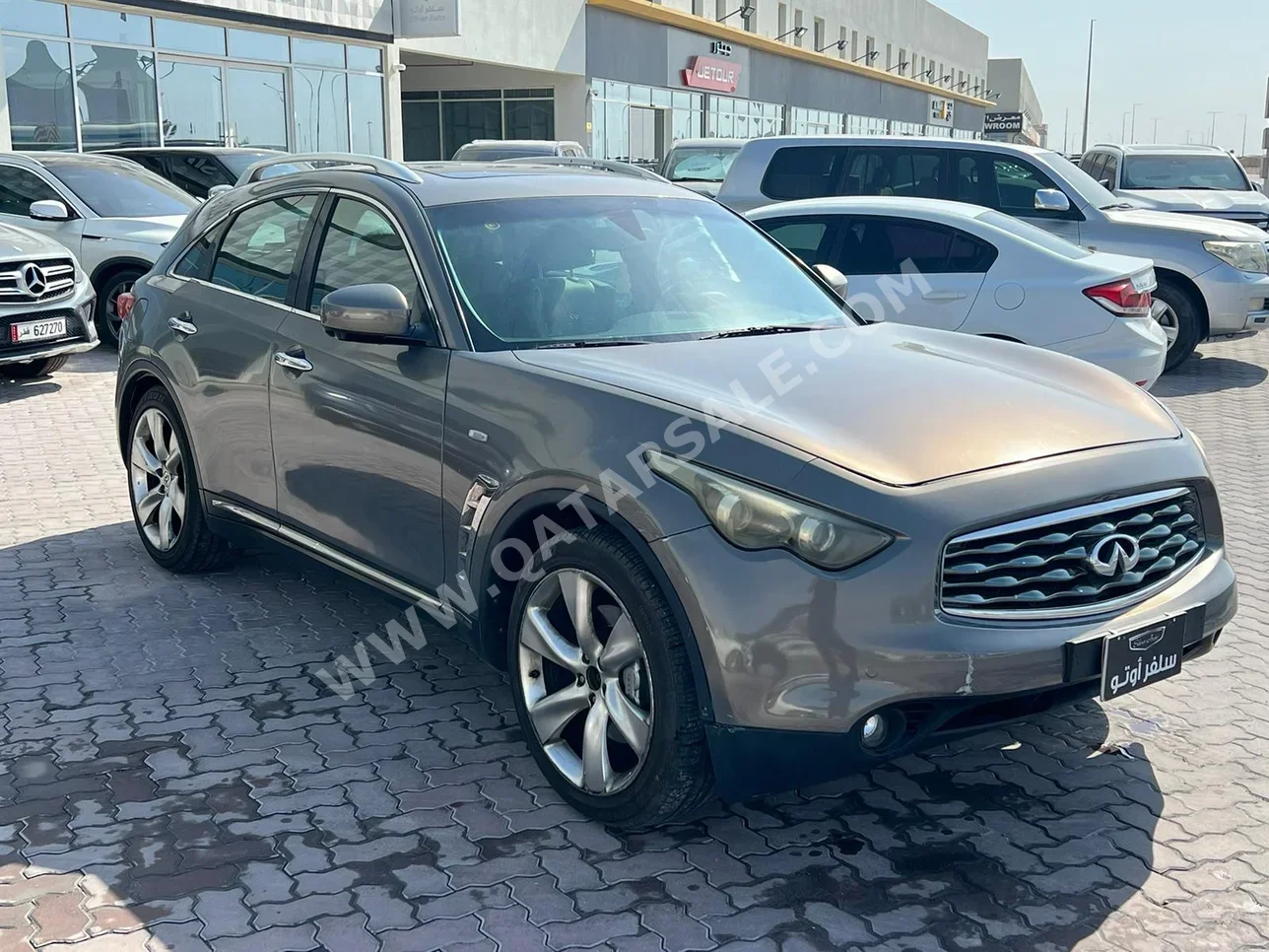 Infiniti  FX  50S  2008  Automatic  205,000 Km  8 Cylinder  All Wheel Drive (AWD)  SUV  Silver