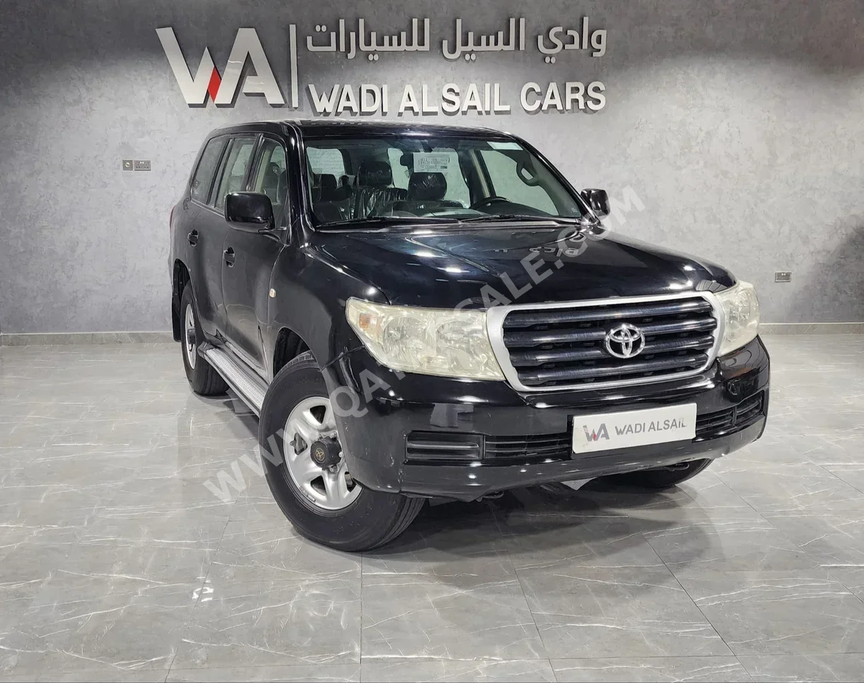 Toyota  Land Cruiser  G  2011  Automatic  322,000 Km  6 Cylinder  Four Wheel Drive (4WD)  SUV  Black