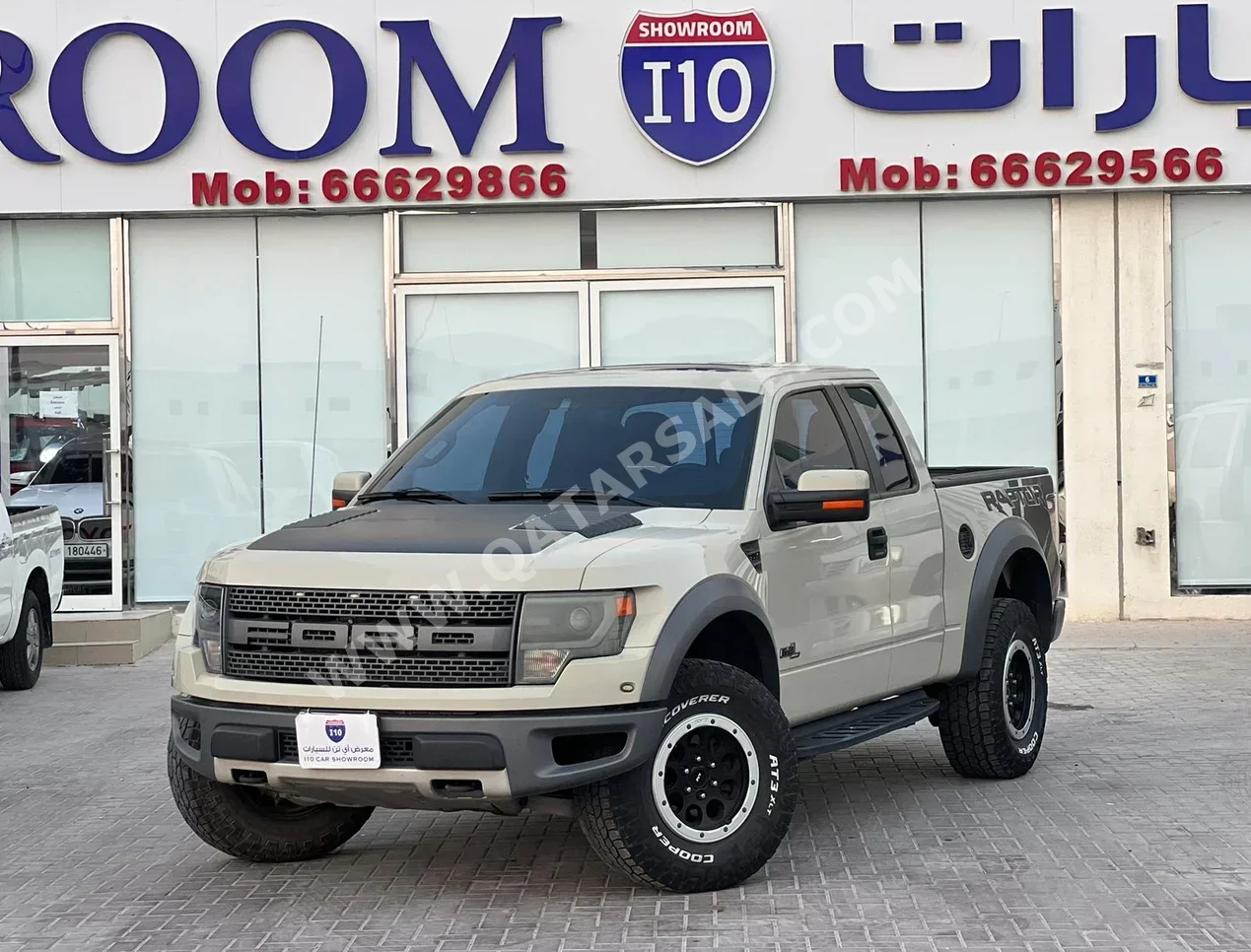 Ford  Raptor  SVT  2014  Automatic  114,000 Km  8 Cylinder  Four Wheel Drive (4WD)  Pick Up  Beige