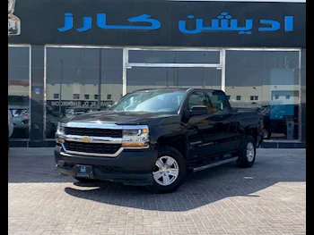 Chevrolet  Silverado  2018  Automatic  273,000 Km  8 Cylinder  Four Wheel Drive (4WD)  Pick Up  Black