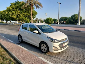 Chevrolet  Spark  2019  Automatic  56,000 Km  4 Cylinder  Front Wheel Drive (FWD)  Hatchback  White