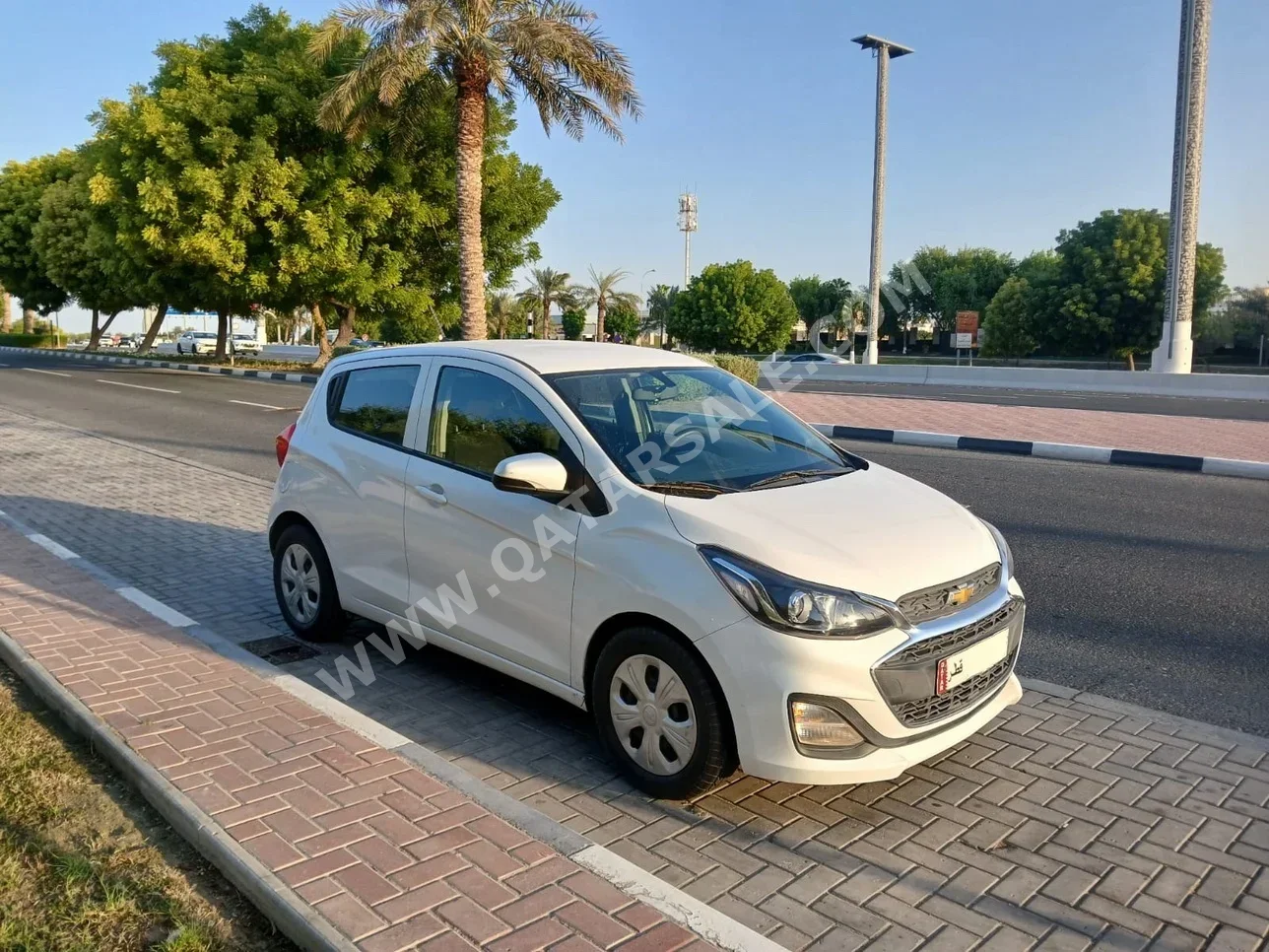 Chevrolet  Spark  2019  Automatic  56,000 Km  4 Cylinder  Front Wheel Drive (FWD)  Hatchback  White