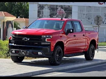 Chevrolet  Silverado  Trail Boss  2021  Automatic  120,000 Km  8 Cylinder  Four Wheel Drive (4WD)  Pick Up  Red