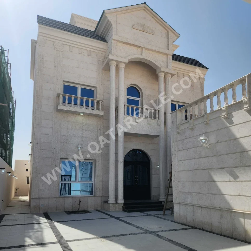 Family Residential  - Not Furnished  - Al Daayen  - Umm Qarn  - 7 Bedrooms