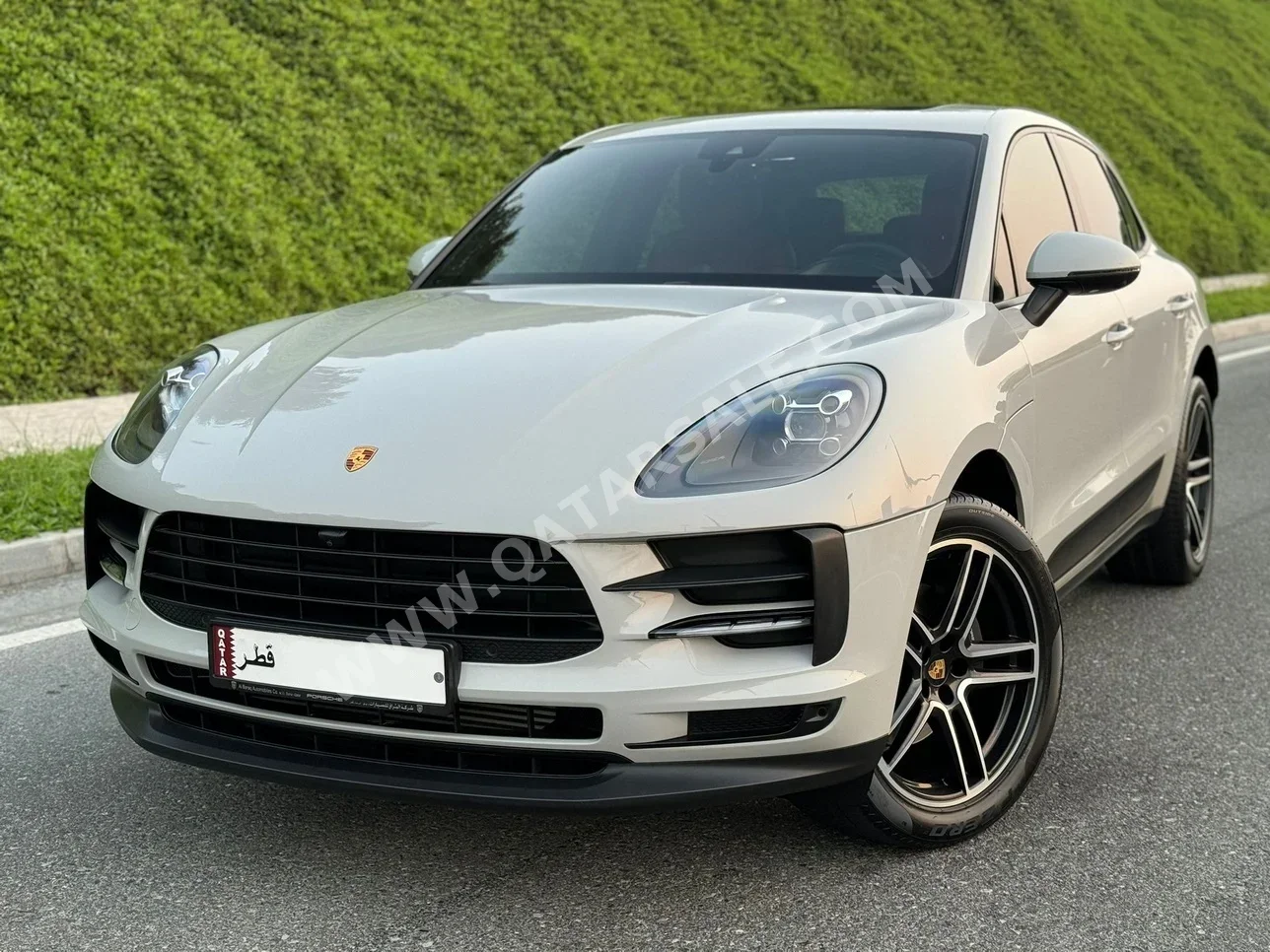 Porsche  Macan  2021  Automatic  51,000 Km  6 Cylinder  Four Wheel Drive (4WD)  SUV  Gray Nardo