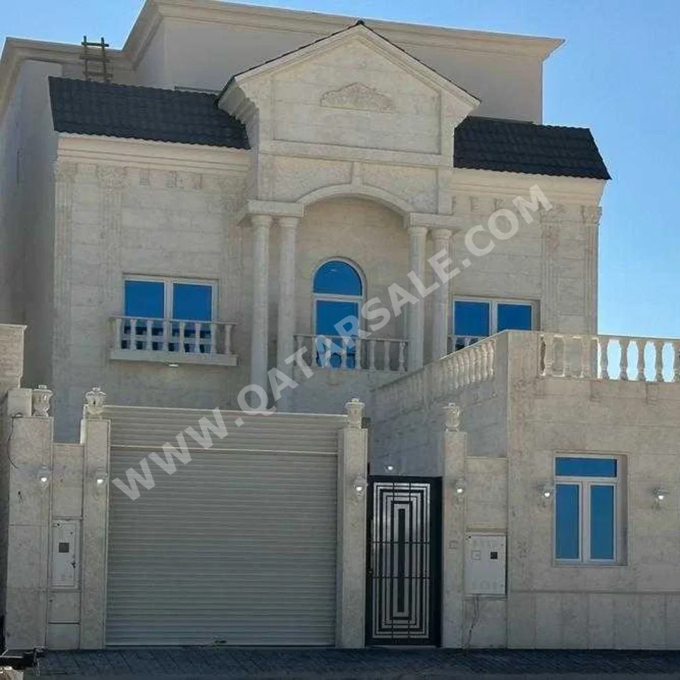 Family Residential  - Not Furnished  - Al Daayen  - Umm Qarn  - 7 Bedrooms