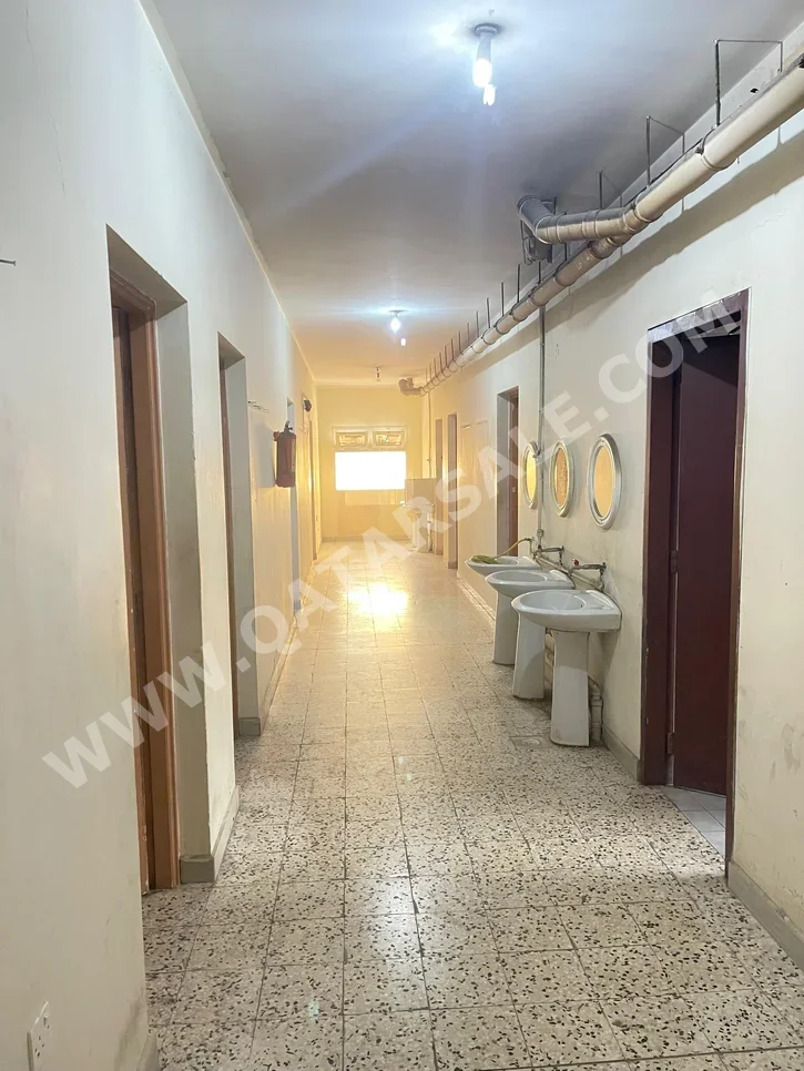 Labour Camp Al Rayyan  Industrial Area  14 Bedrooms  Includes Water & Electricity