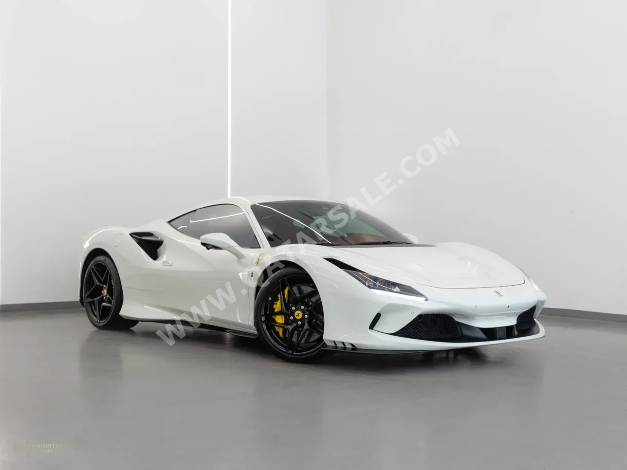 Ferrari  F8  Tributo  2022  Automatic  8,700 Km  8 Cylinder  Rear Wheel Drive (RWD)  Coupe / Sport  White  With Warranty