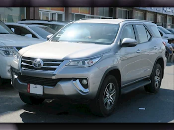 Toyota  Fortuner  2020  Automatic  91,000 Km  4 Cylinder  Four Wheel Drive (4WD)  SUV  Silver