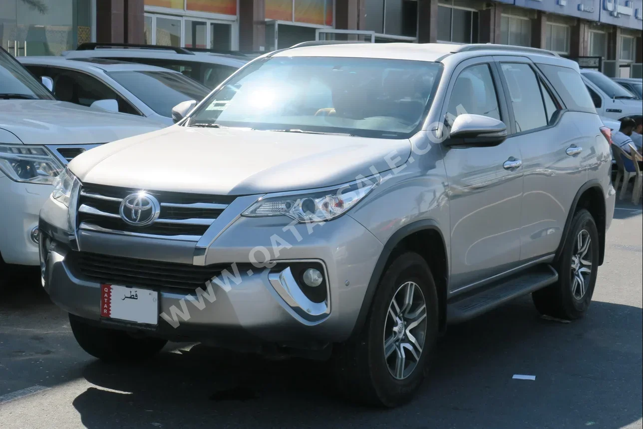 Toyota  Fortuner  2020  Automatic  91,000 Km  4 Cylinder  Four Wheel Drive (4WD)  SUV  Silver