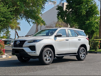 Toyota  Fortuner  2026  Automatic  0 Km  4 Cylinder  Four Wheel Drive (4WD)  SUV  White  With Warranty