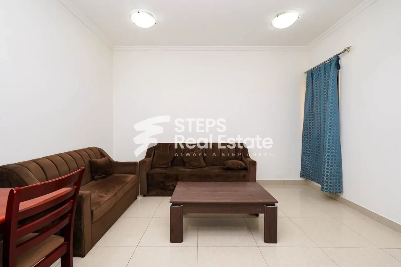 1 Bedrooms  Apartment  in Doha -  Umm Ghuwailina  Fully Furnished