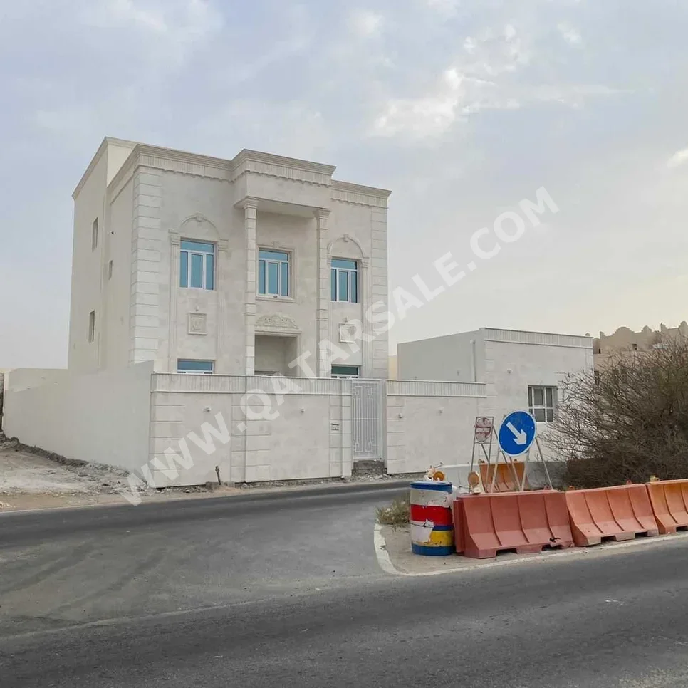 Family Residential  - Not Furnished  - Umm Salal  - Umm Salal Ali  - 7 Bedrooms