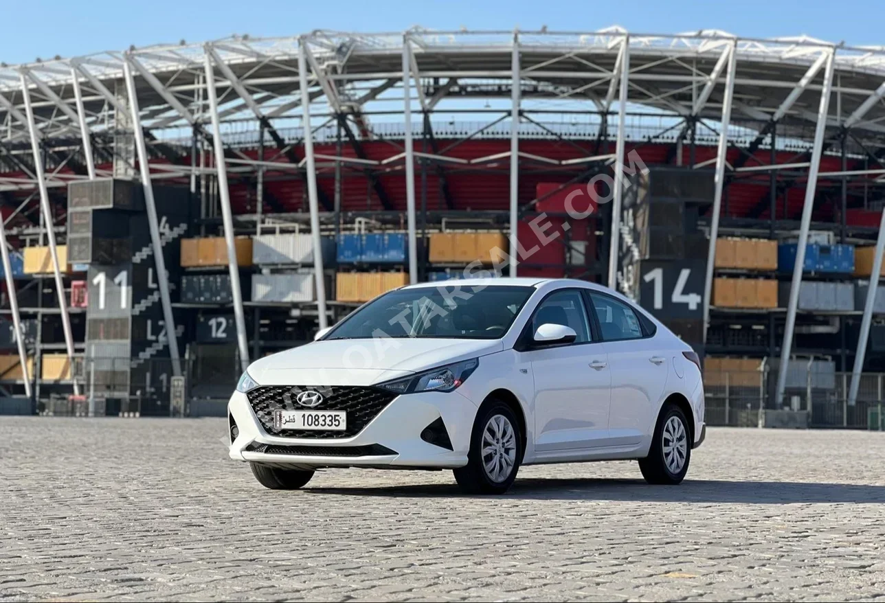 Hyundai  Accent  2022  Automatic  61,500 Km  4 Cylinder  Front Wheel Drive (FWD)  Sedan  White  With Warranty