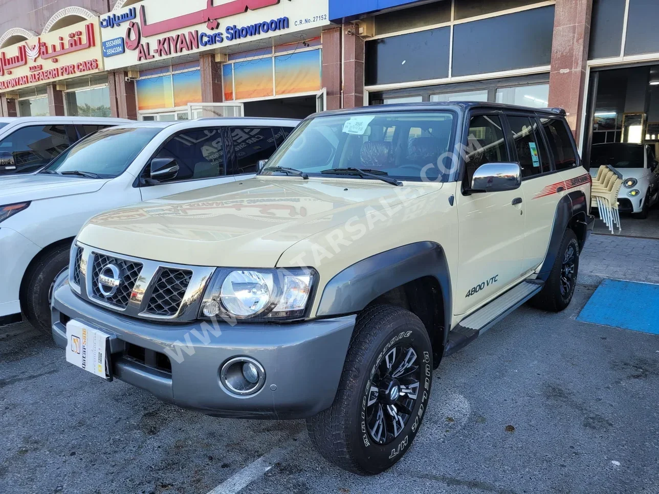 Nissan  Patrol  Super Safari  2023  Automatic  15,000 Km  6 Cylinder  Four Wheel Drive (4WD)  SUV  Beige  With Warranty