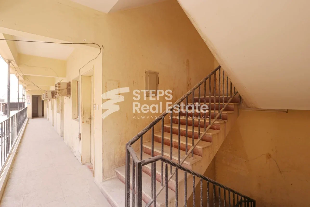 Labour Camp Al Rayyan  Industrial Area  20 Bedrooms