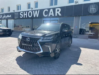 Lexus  LX  570  2018  Automatic  250,000 Km  8 Cylinder  Four Wheel Drive (4WD)  SUV  Black