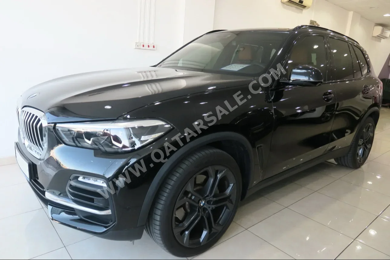 BMW  X-Series  X5  2022  Automatic  30,000 Km  6 Cylinder  Four Wheel Drive (4WD)  SUV  Black  With Warranty