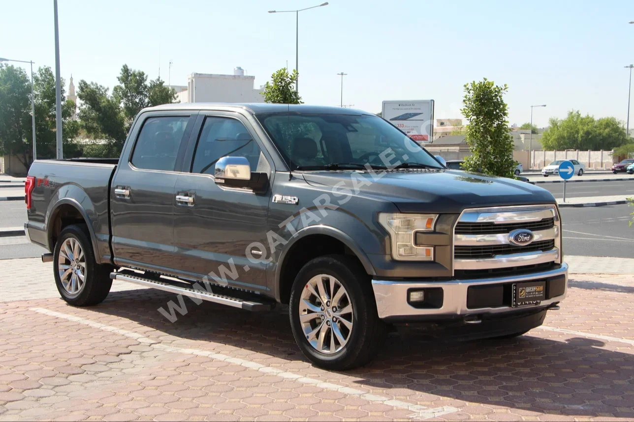 Ford  F  150 LARIAT  2016  Automatic  183,000 Km  8 Cylinder  Four Wheel Drive (4WD)  Pick Up  Gray