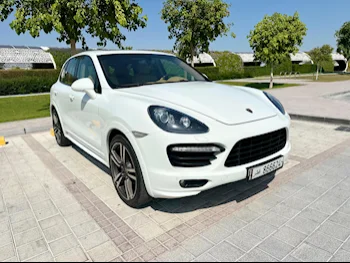 Porsche  Cayenne  GTS  2013  Automatic  267,000 Km  8 Cylinder  Four Wheel Drive (4WD)  SUV  White