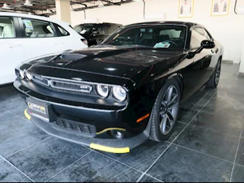 Dodge  Challenger  2023  Automatic  3,000 Km  6 Cylinder  Rear Wheel Drive (RWD)  Coupe / Sport  Black  With Warranty