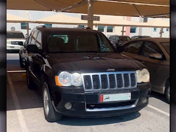 Jeep  Grand Cherokee  Overland  2008  Automatic  220,000 Km  8 Cylinder  Four Wheel Drive (4WD)  SUV  Black