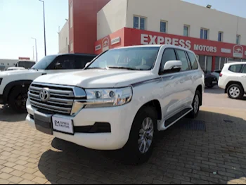 Toyota  Land Cruiser  GXR  2020  Automatic  254٬000 Km  6 Cylinder  Four Wheel Drive (4WD)  SUV  White