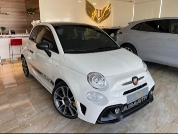 Fiat  695  Abarth  2023  Automatic  12,000 Km  4 Cylinder  Front Wheel Drive (FWD)  Hatchback  White