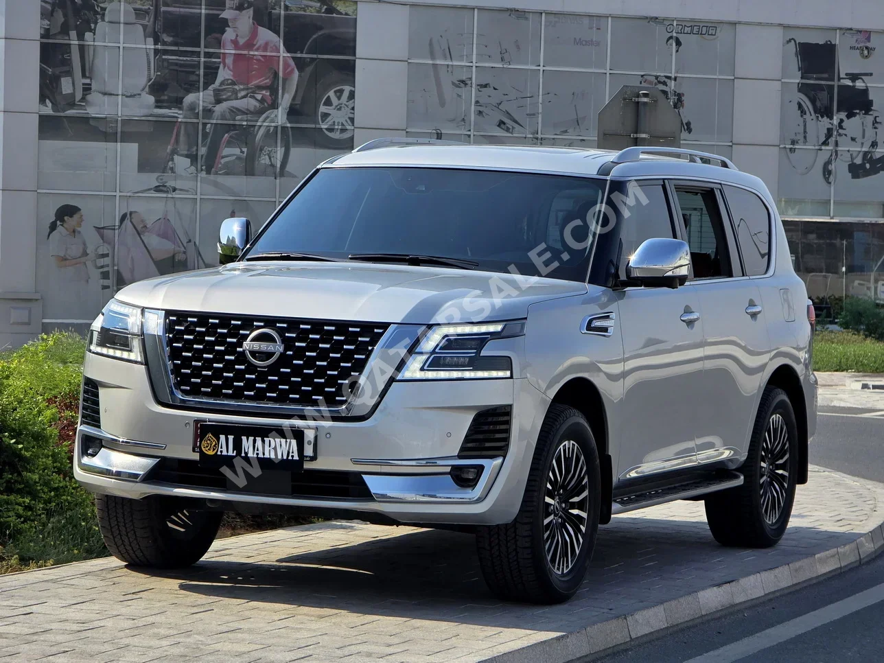 Nissan  Patrol  Platinum  2023  Automatic  12,000 Km  6 Cylinder  Four Wheel Drive (4WD)  SUV  Silver  With Warranty