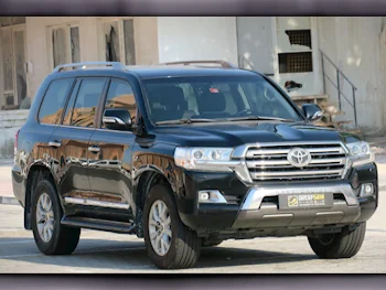 Toyota  Land Cruiser  VXR  2019  Automatic  67,000 Km  8 Cylinder  Four Wheel Drive (4WD)  SUV  Black