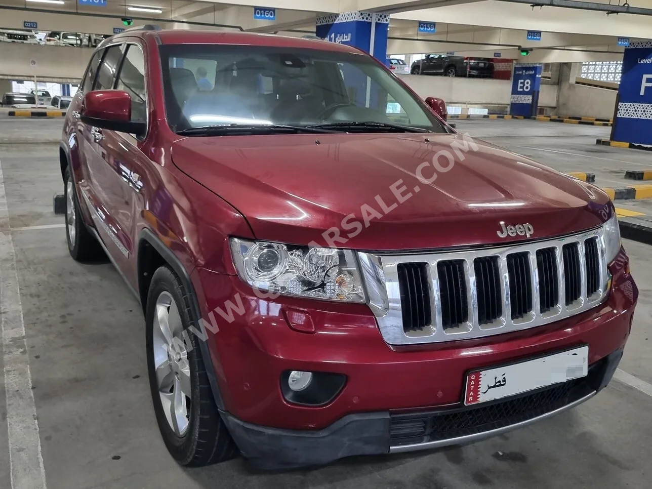 Jeep  Grand Cherokee  Limited  2012  Automatic  173,000 Km  8 Cylinder  All Wheel Drive (AWD)  SUV  Maroon