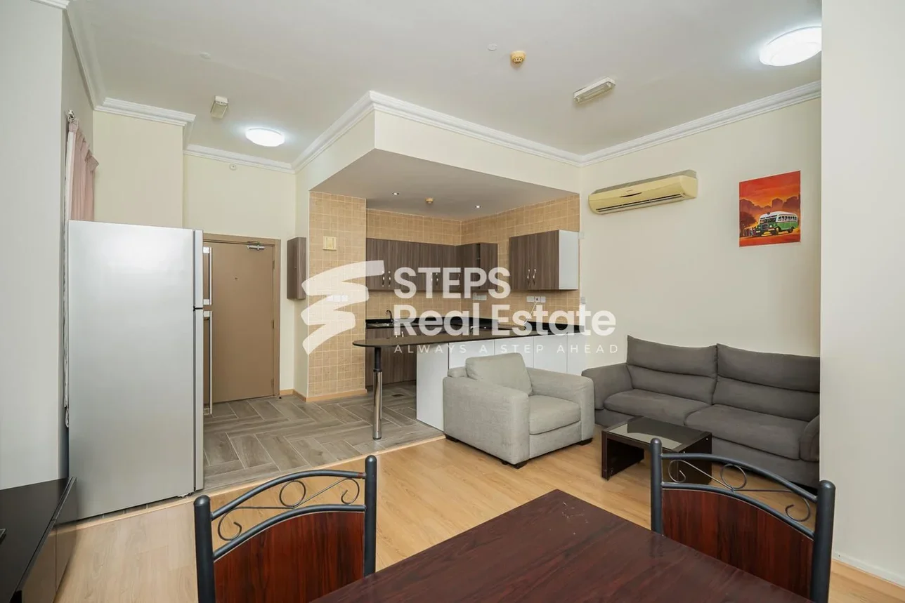 2 Bedrooms  Apartment  in Doha -  Fereej Al Nasr  Fully Furnished