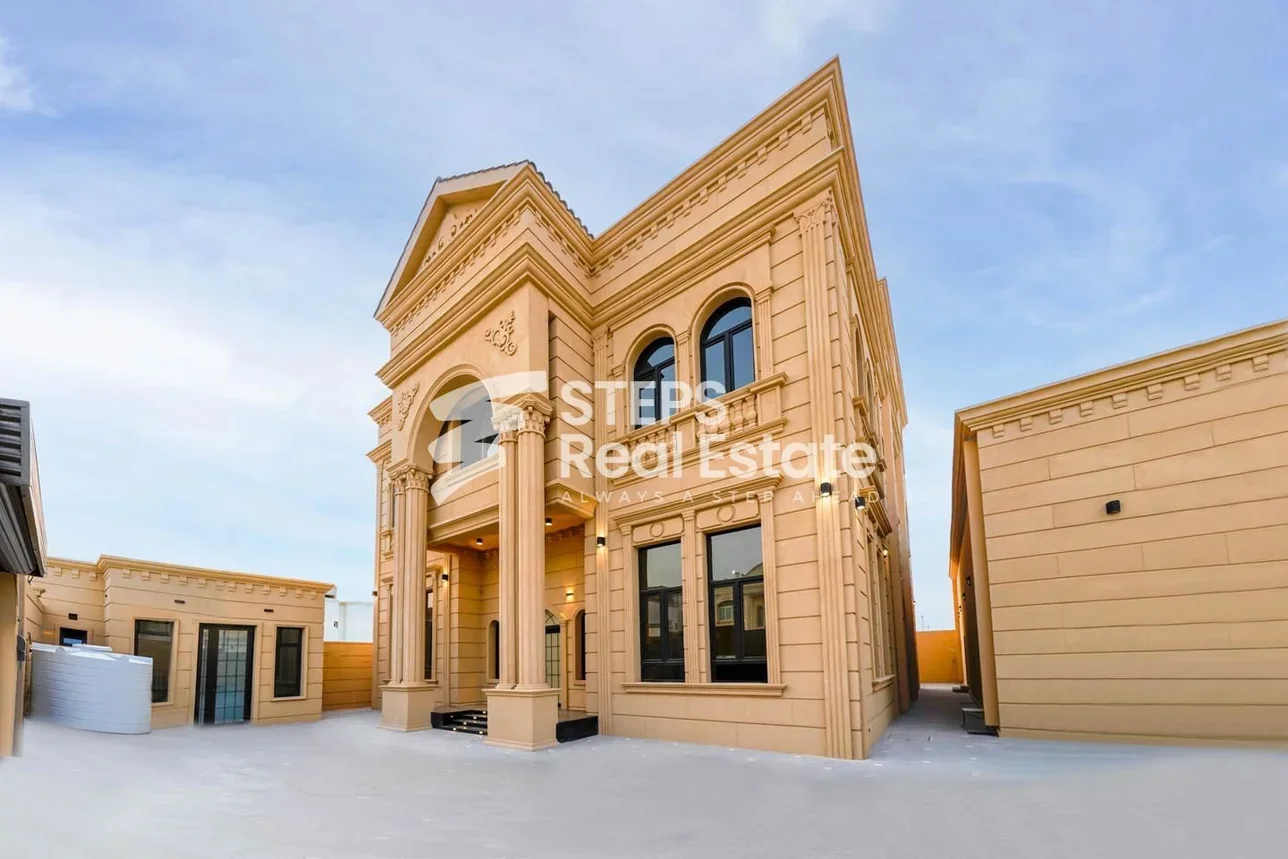 Family Residential  - Not Furnished  - Al Rayyan  - Al Themaid  - 9 Bedrooms