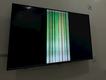 Television (TV) SKYWORTH  - 50 Inch  - HD  - Damaged Screen