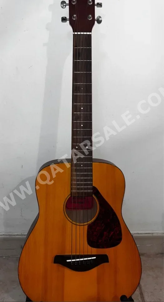 Acoustic Guitar  Yamaha  Beige & Brown  2016  JR Junior  Bag Case Included /  For Kids