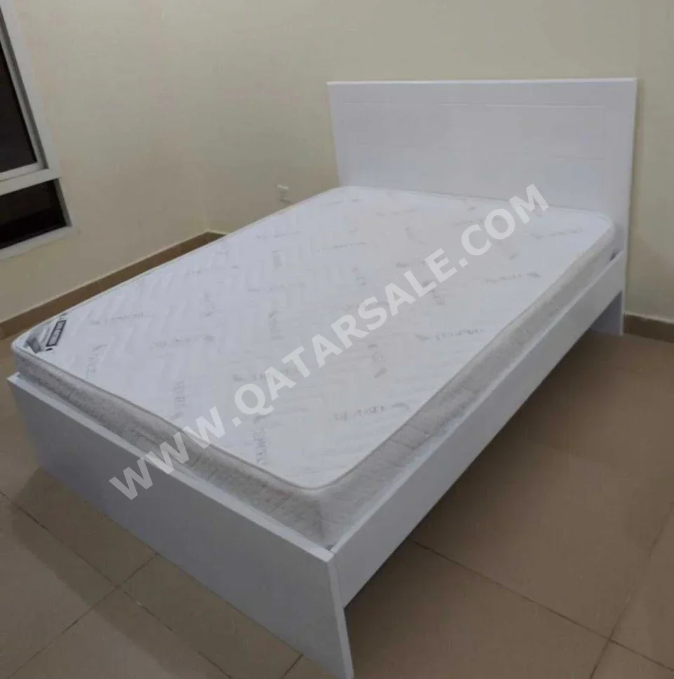 Beds - Queen  - White  - Mattress Included