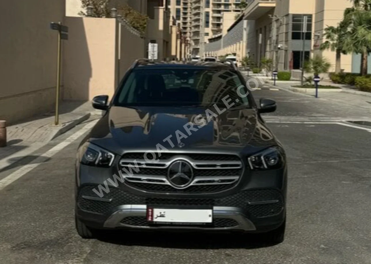 Mercedes-Benz  GLE  450  2020  Automatic  33,000 Km  6 Cylinder  Four Wheel Drive (4WD)  SUV  Gray  With Warranty