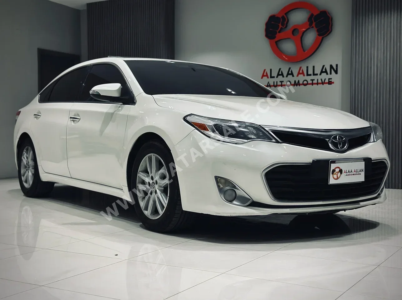 Toyota  Avalon  XLE  2014  Automatic  163,000 Km  6 Cylinder  Front Wheel Drive (FWD)  Sedan  White