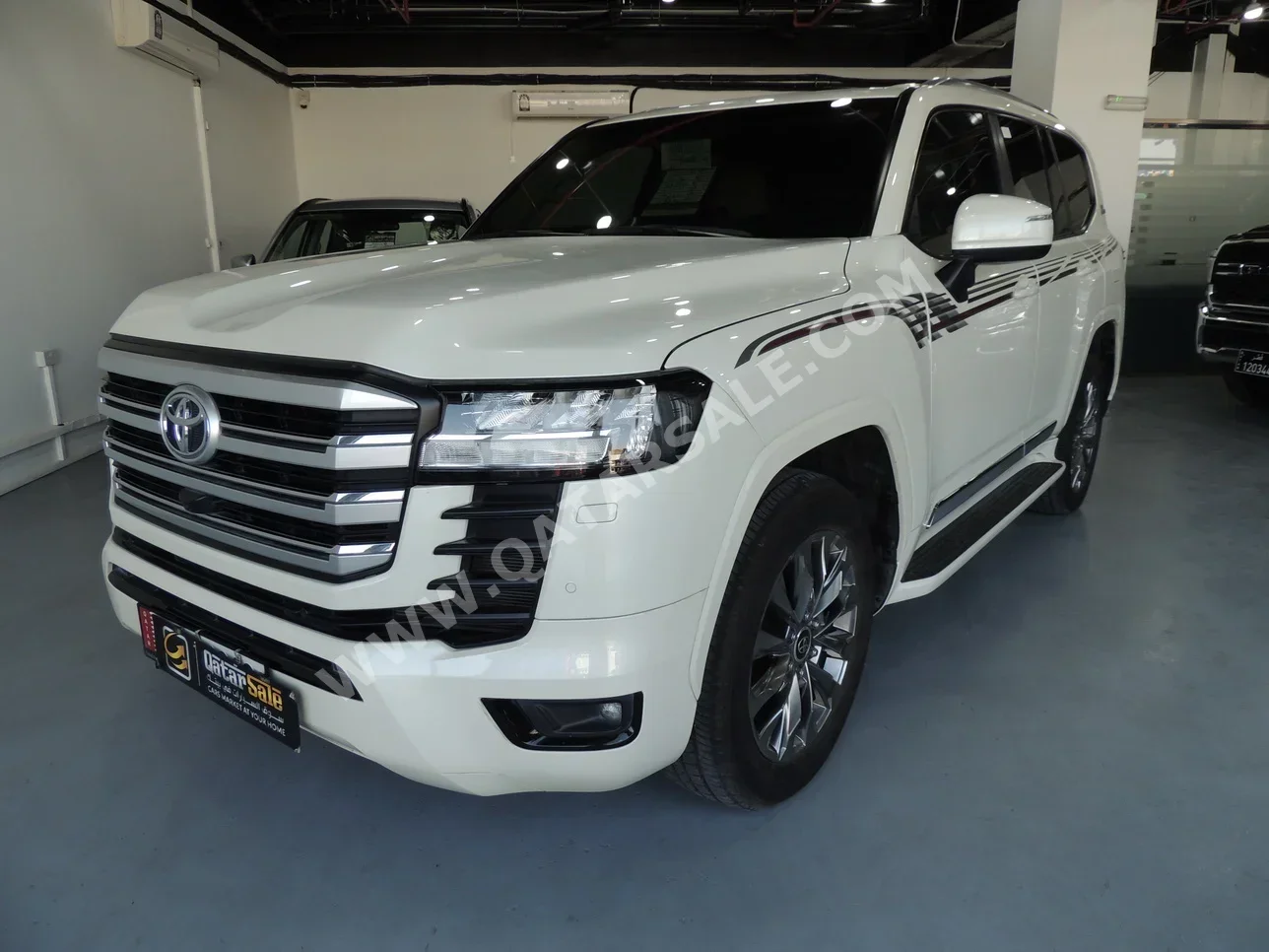 Toyota  Land Cruiser  GXR Twin Turbo  2022  Automatic  42,000 Km  6 Cylinder  Four Wheel Drive (4WD)  SUV  White