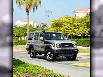 Toyota  Land Cruiser  Hard Top  2024  Automatic  0 Km  6 Cylinder  Four Wheel Drive (4WD)  SUV  Silver  With Warranty