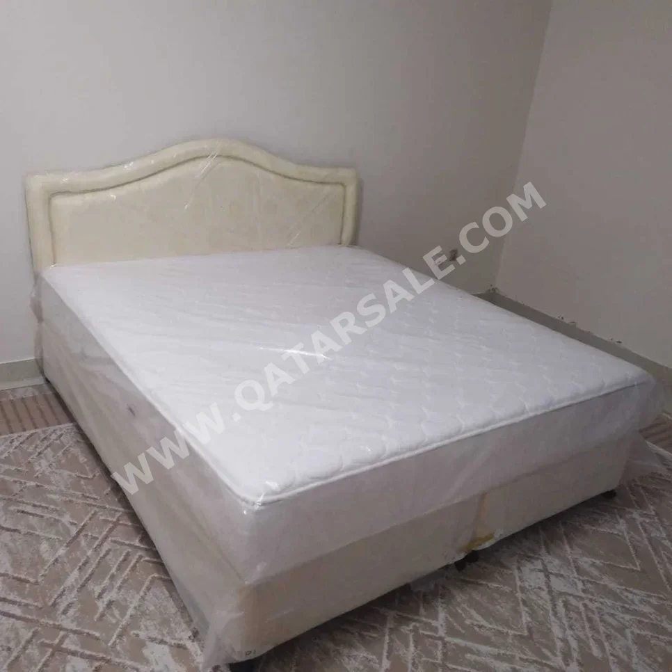 Beds - King  - Orange  - Mattress Included