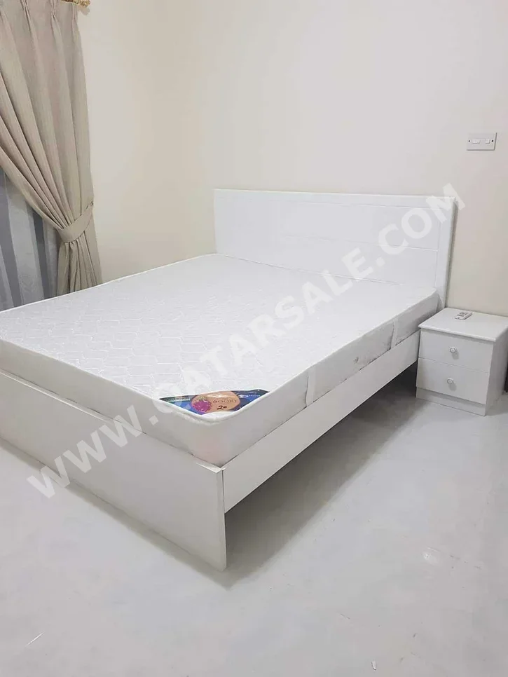 Beds - Queen  - White  - Mattress Included  - With Bedside Table