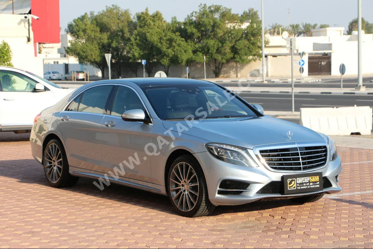 Mercedes-Benz  S-Class  400  2015  Automatic  120,000 Km  6 Cylinder  Rear Wheel Drive (RWD)  Sedan  Silver