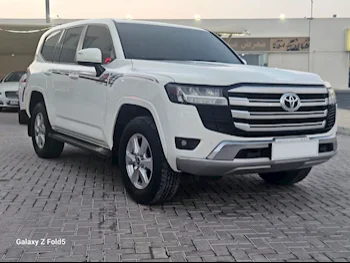 Toyota  Land Cruiser  GXR Twin Turbo  2022  Automatic  100,000 Km  6 Cylinder  Four Wheel Drive (4WD)  SUV  White