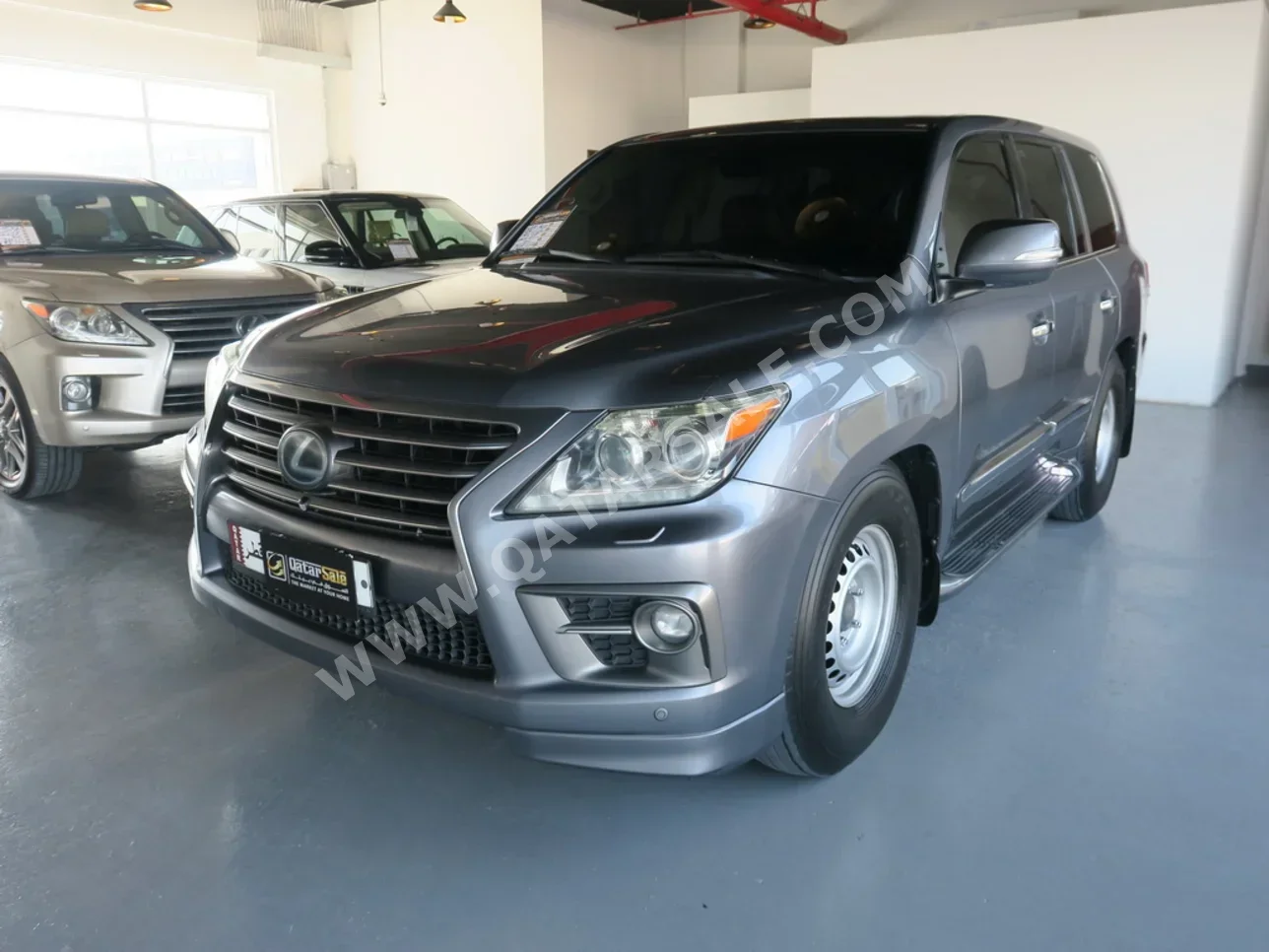 Lexus  LX  570  2015  Automatic  345,000 Km  8 Cylinder  Four Wheel Drive (4WD)  SUV  Gray