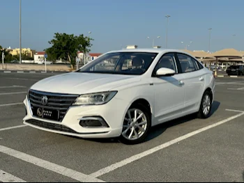 MG  5  2021  Automatic  63,600 Km  4 Cylinder  Front Wheel Drive (FWD)  Sedan  White  With Warranty