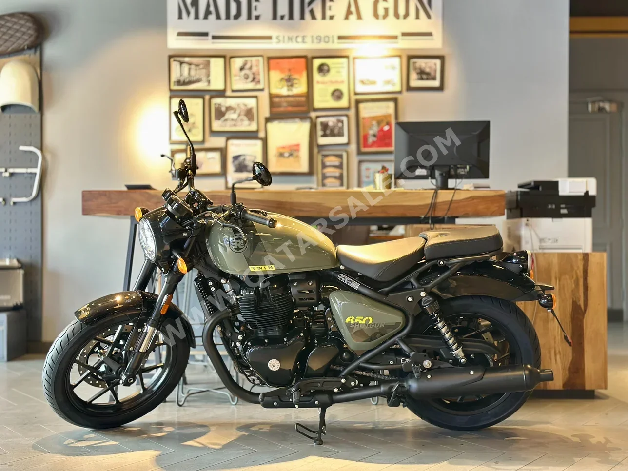 Royal Enfield  Shotgun -  2025 - Color Matt Green -  Warranty